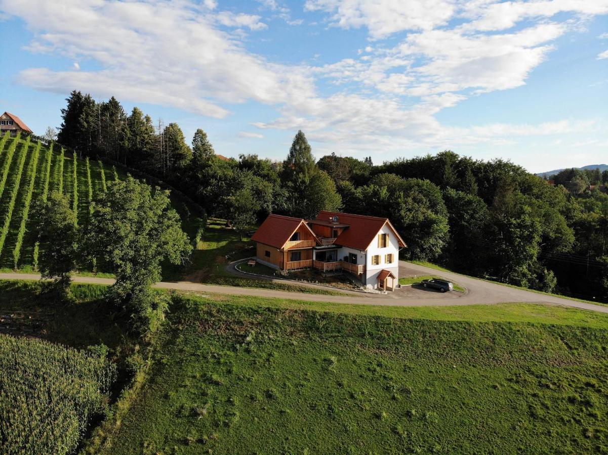 Bauernhof Gschmeidler Sankt Johann im Saggautal エクステリア 写真